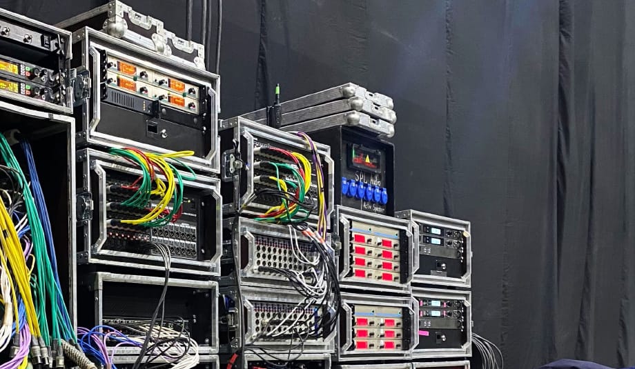 eventi-live-flight-racks